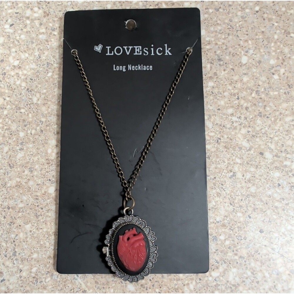 Lovesick Necklace Gothic Anatomical Heart Watch Pendant, Vtg Style Red Cameo NWT